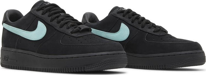 TÊNIS NIKE AIR FORCE - TIFFANY & CO. X AIR FORCE 1 LOW